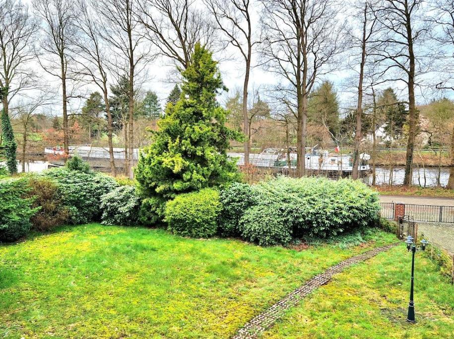Gemuetliche Wohnung Direkt Am Kuestenkanal! Wardenburg Esterno foto