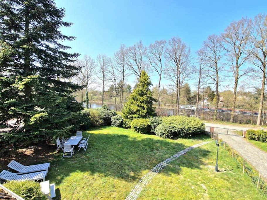 Gemuetliche Wohnung Direkt Am Kuestenkanal! Wardenburg Esterno foto