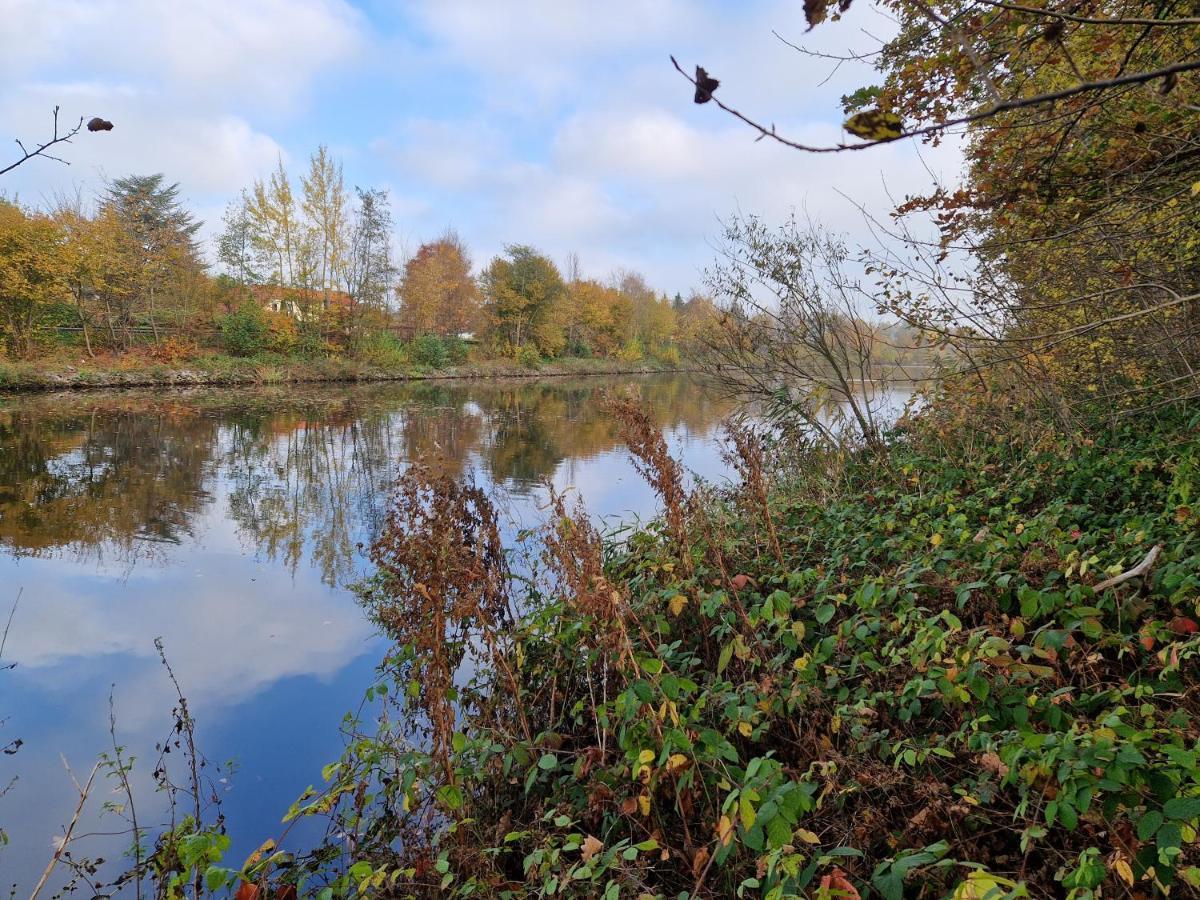 Gemuetliche Wohnung Direkt Am Kuestenkanal! Wardenburg Esterno foto