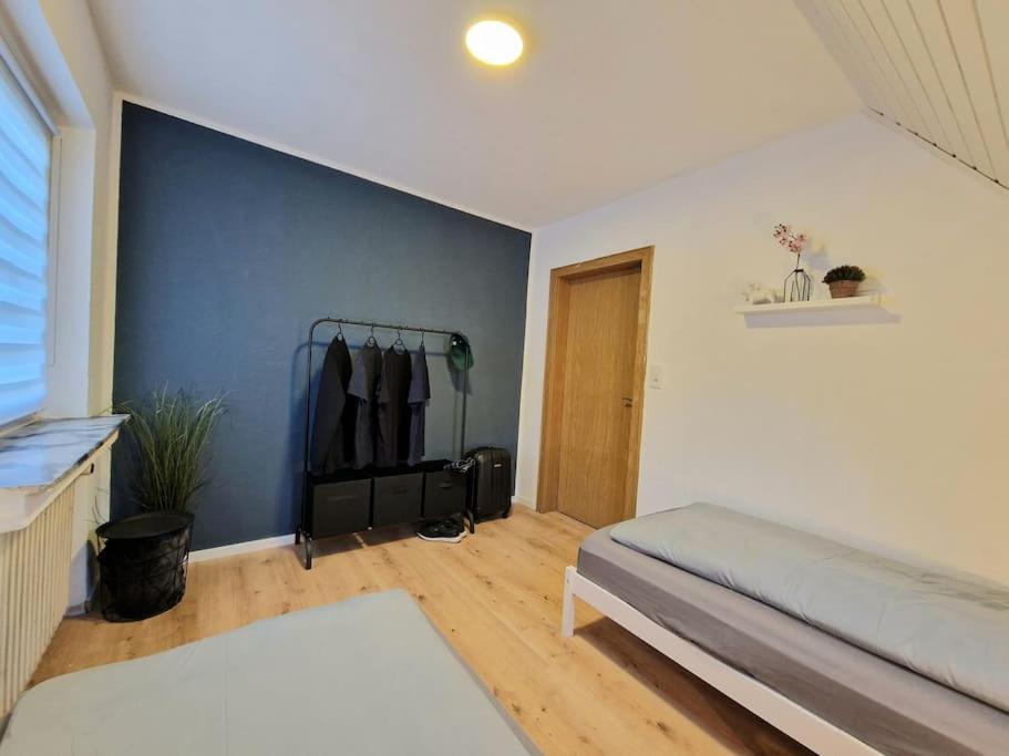 Gemuetliche Wohnung Direkt Am Kuestenkanal! Wardenburg Esterno foto