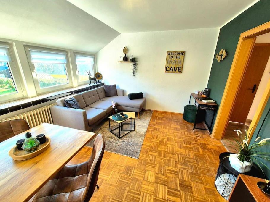 Gemuetliche Wohnung Direkt Am Kuestenkanal! Wardenburg Esterno foto